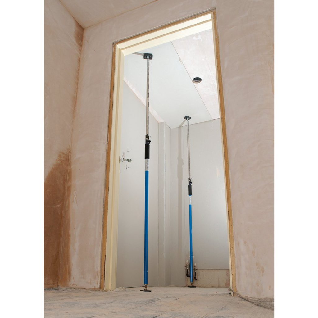 temporary screening props 